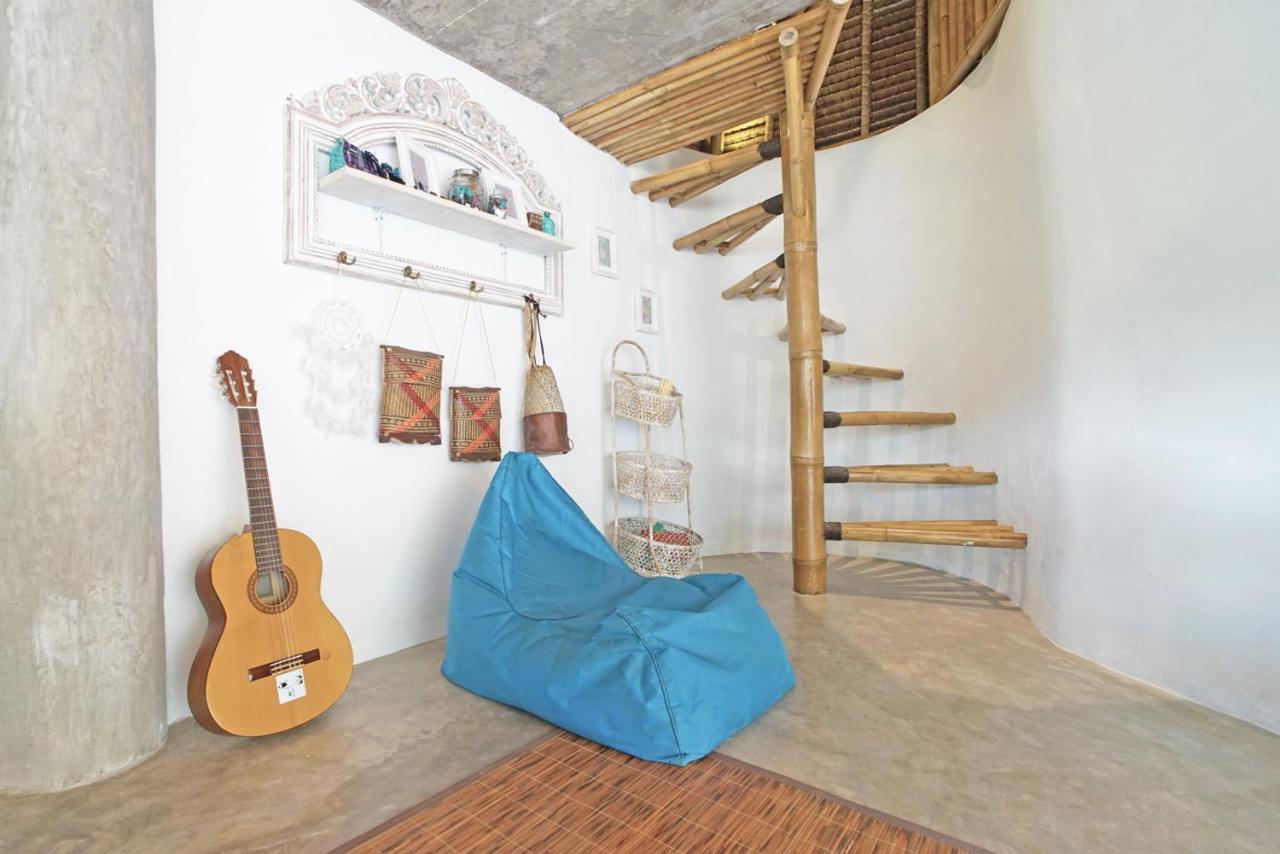 Batu Bambu Hotel Kuta  Kültér fotó